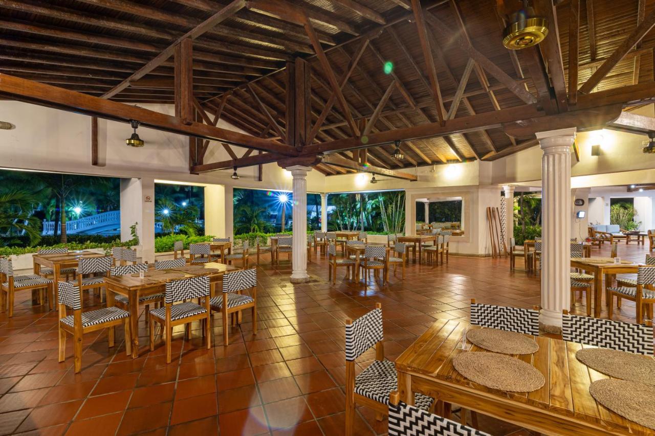 Hotel Cocoliso Island Resort Isla Grande  Zewnętrze zdjęcie